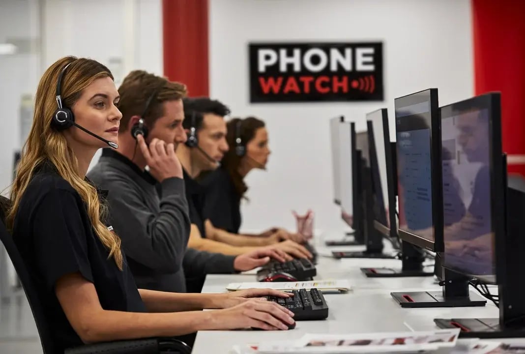 phonewatch customer service team in office